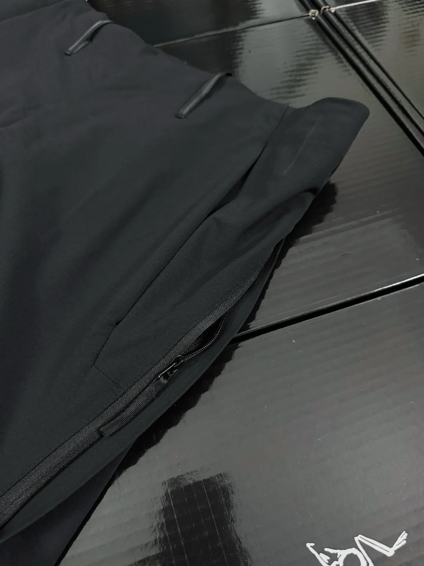 F 06 ARC'TERYX veilance align Mx pant Premium Series GORE-TEX PACKLITE 3D Black Size 29 78 93 99 62 81 30 80 95 101 62 81 31 83 98 103 63 82 32 85 102 105 64 82 33 90 105 108 71 83 34 92 110 109 71 84